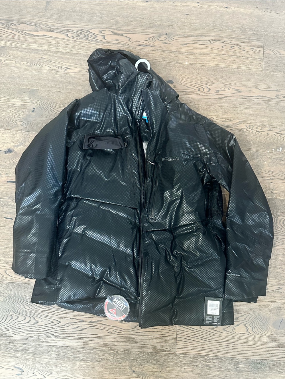 Columbia Men’s Black Hooded Puffer Jacket